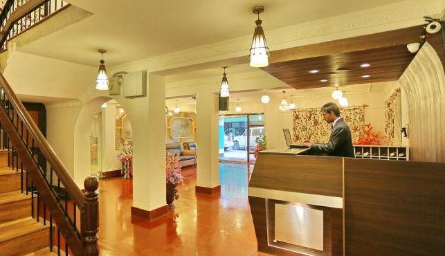 Hotel Ibni Kabeer Srīnagar Kültér fotó
